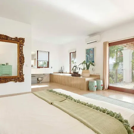 Villa Rent This Luxury With Private Pool, Ibiza 1059
